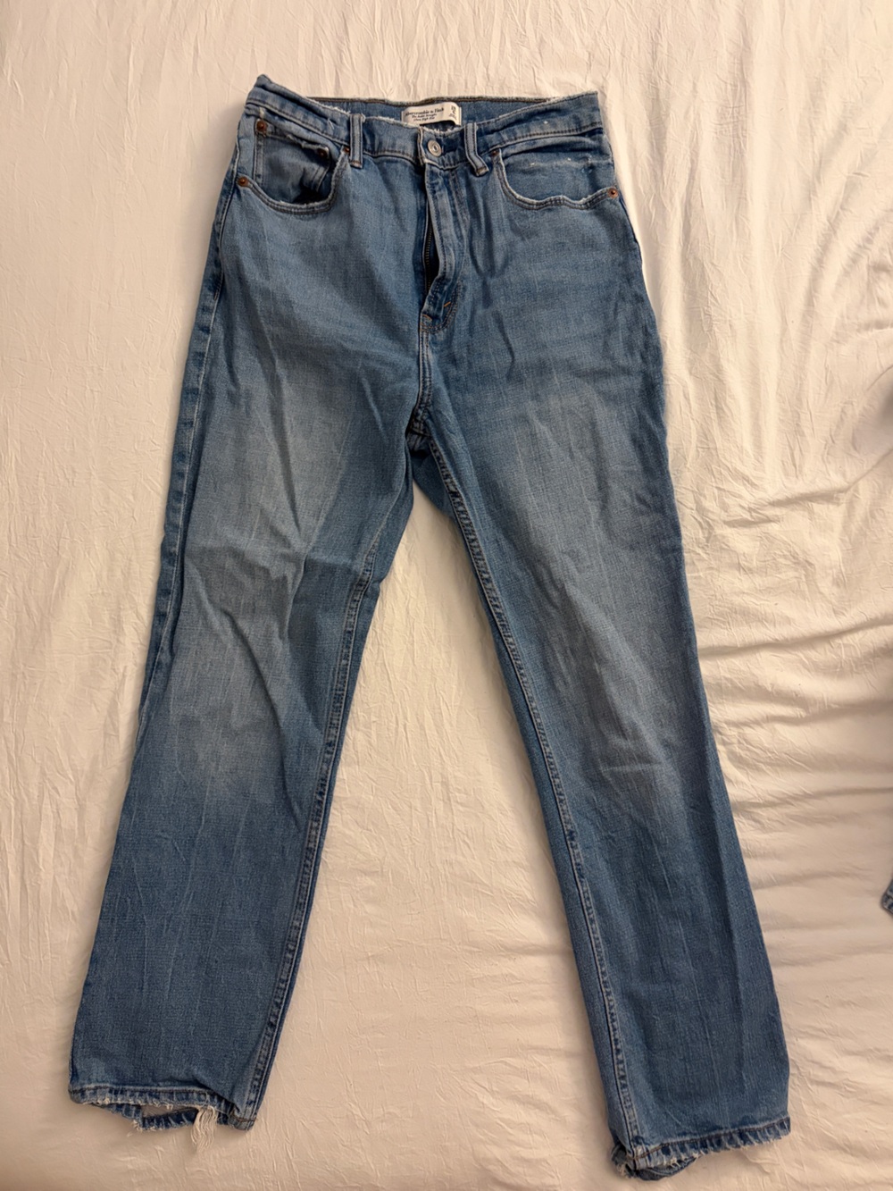 Abercrombie & Fitch Medium Blue Straight-Leg Women's Jeans